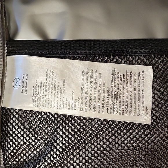 Nike Black Lunch Box - Picture 4 of 16